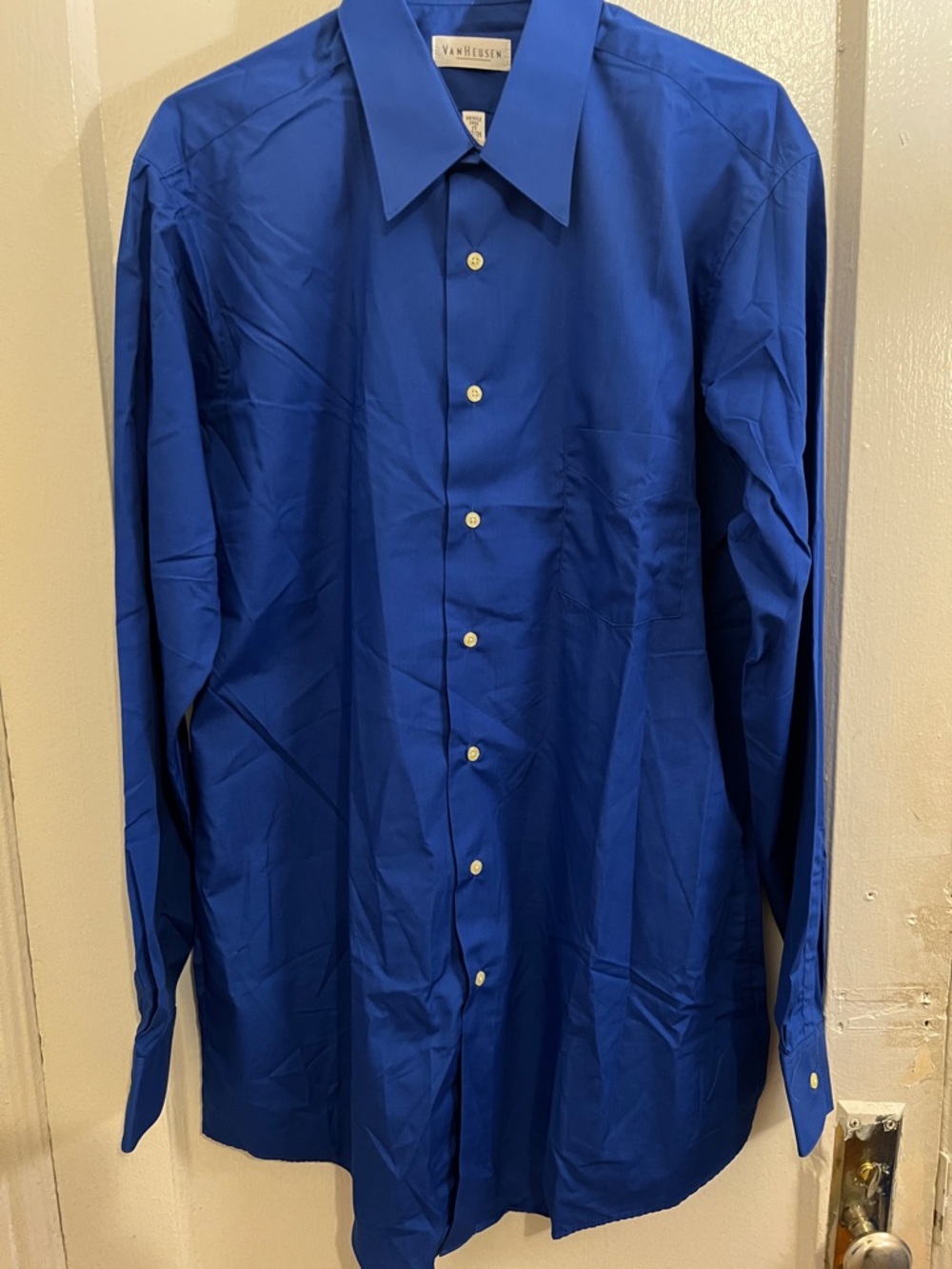 Van Heusen Men’s Blue Dress Shirt 17 Neck 37/38 Tall